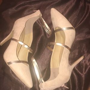BRAND NEW “Never Worn” High Heel Day shoes